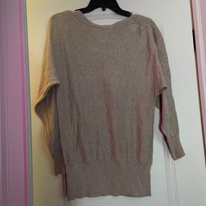 Women’s simple, champagne sweater
